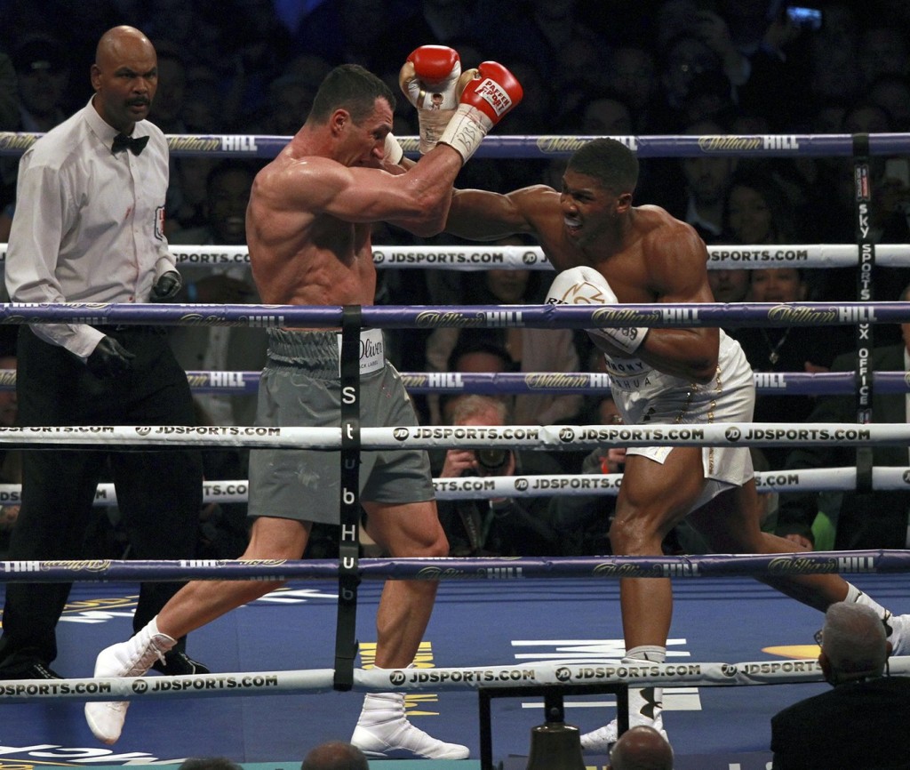 JOshua-Klicsko meccs a Wembleyben (Fotó: EPA/Sean Dempsey)