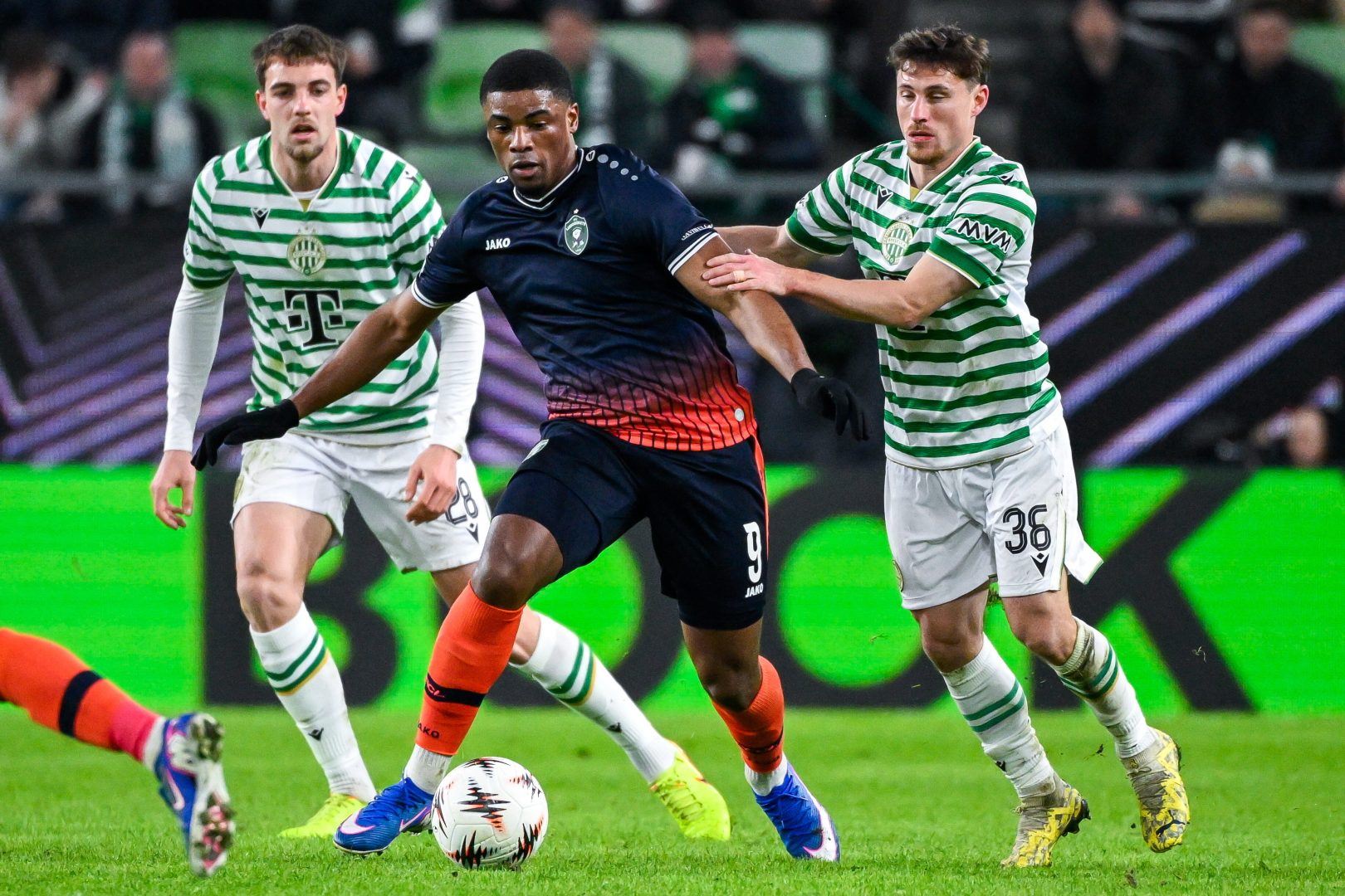 DUAH, Kwadwo; RAEMAEKERS, Toon