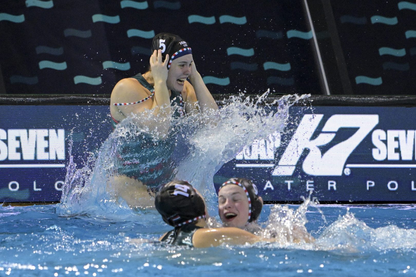 DÖMSÖDI Dalma; LEIMETER Dóra; TIBA Panna