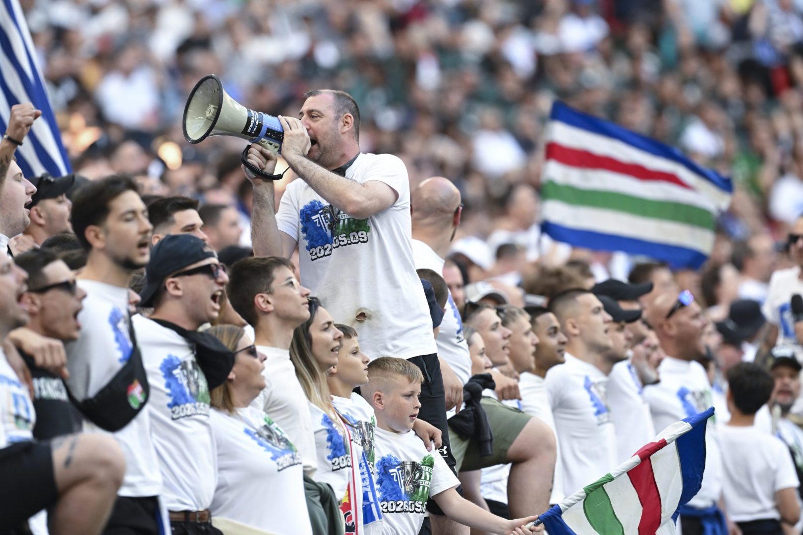 A ZTE szurkolói a labdarúgó MOL Magyar Kupa döntőjében játszott Ferencvárosi TC - ZTE FC mérkőzésen Puskás Arénában 2026. május 9-én.  MTI/Illyés Tibor