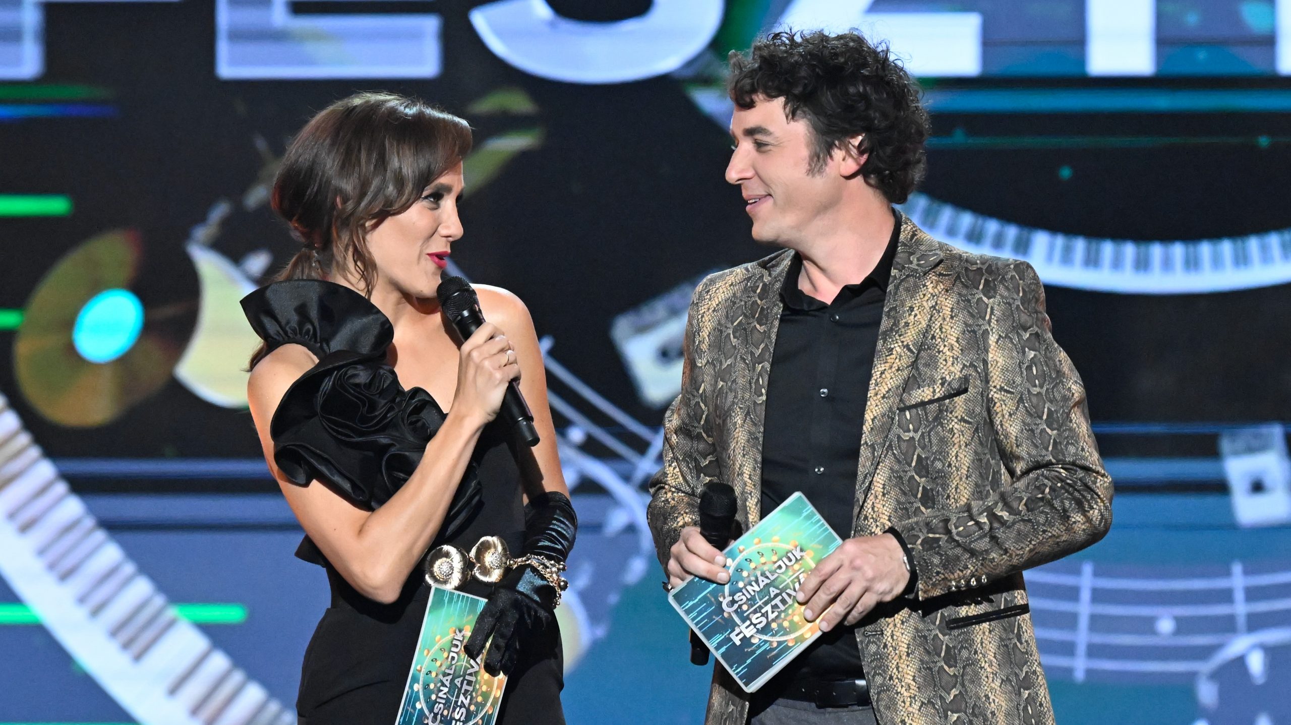 Csináljuk a fesztivált! 4. évad, Az 1910-1950-es évek dalai | MédiaKlikk Csináljuk a fesztivált! 4. évad, Az 1910-1950-es évek dalai | MédiaKlikk